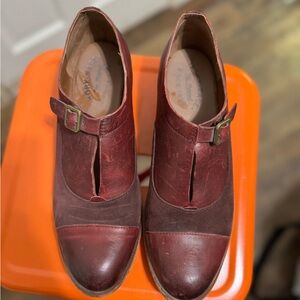 Kork-Ease Women's Burgundy Leather Oxfords